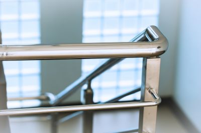Ensure Safety with Metal Railing Installation!